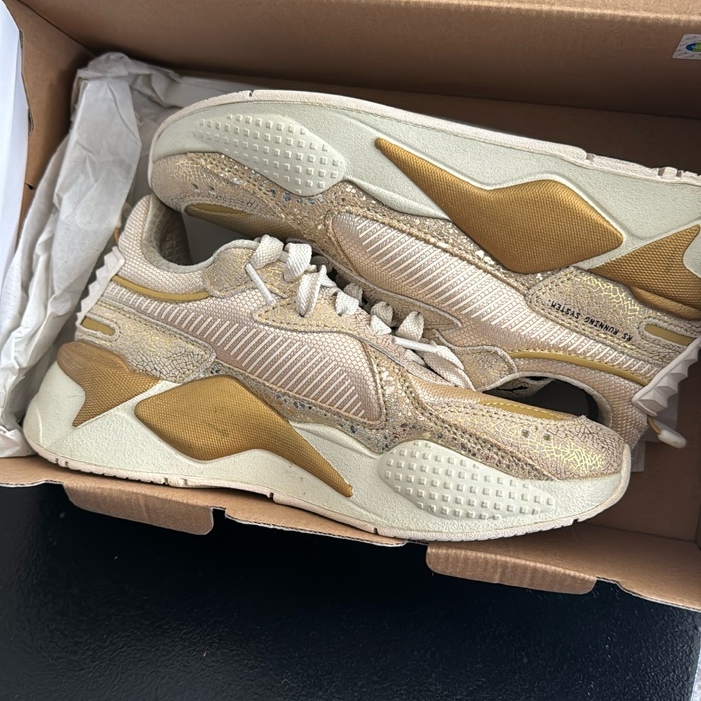 Puma RS – X cream and gold sneaker